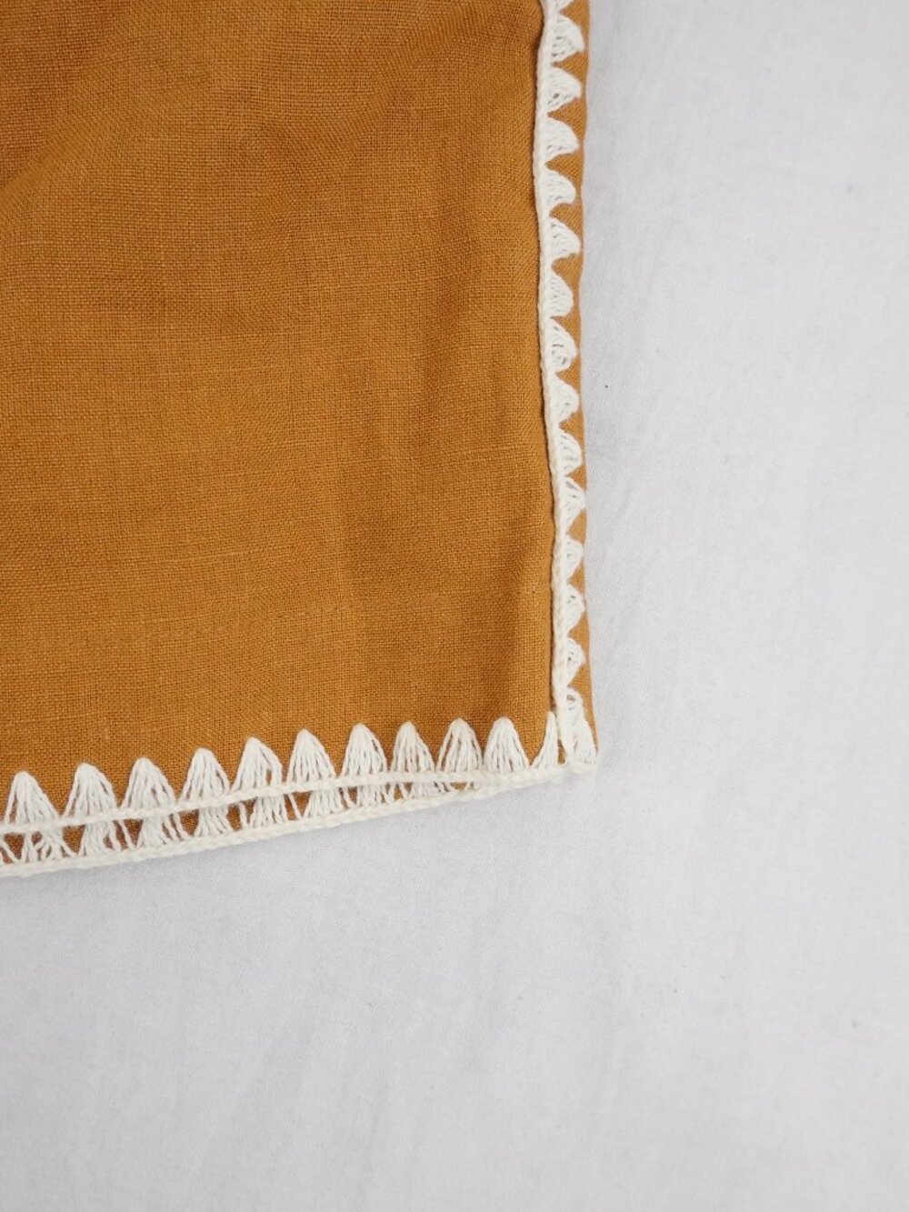Sezane Nicolo High Waisted Linen Shorts in Cinnamon w/ Ecru Trim - Size 2 - NWT - Picture 10 of 10